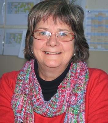 Dr Lesley Chisholm